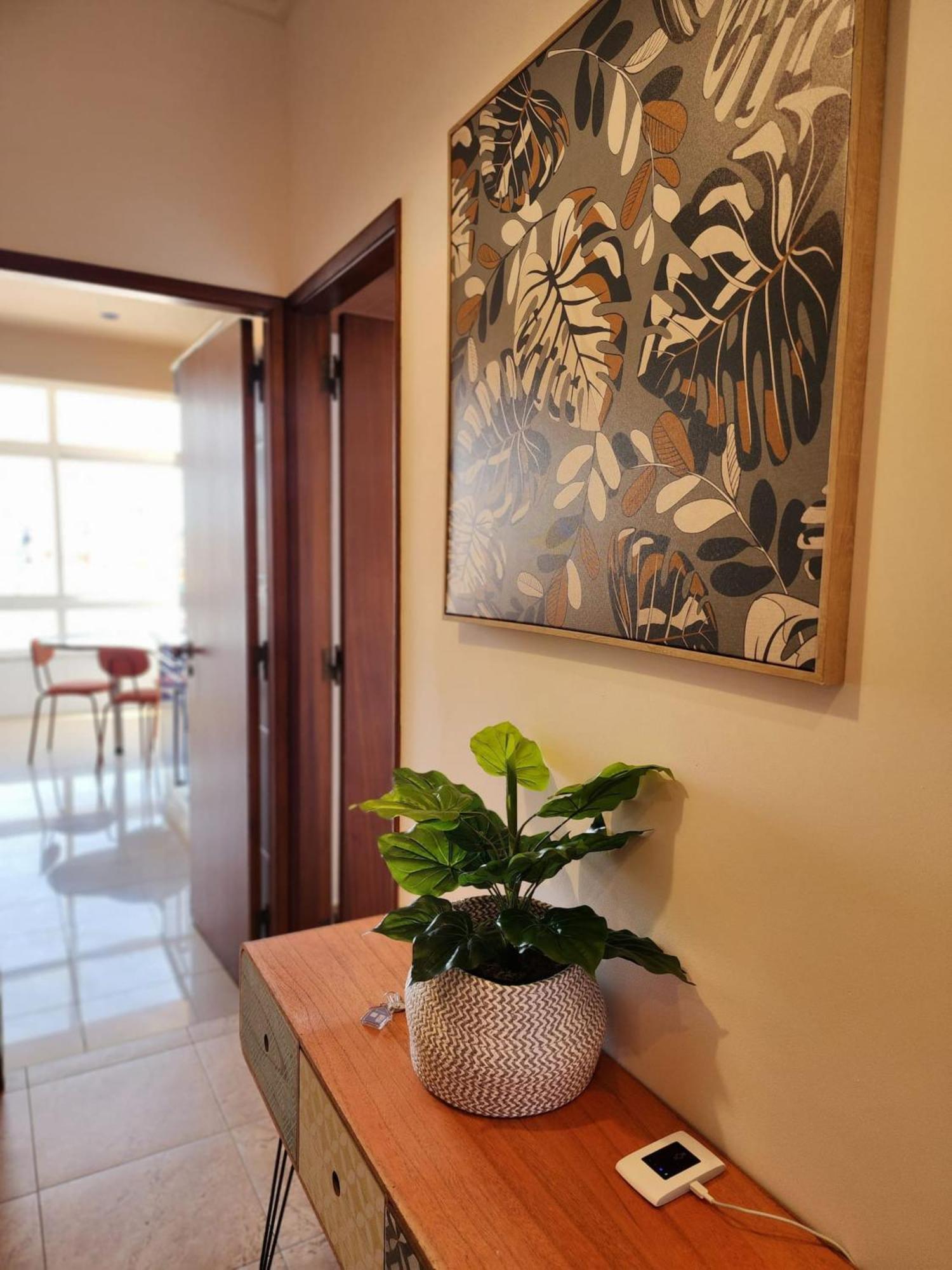 Cozy Apartment In Central Almada W Swing Chairs Dış mekan fotoğraf