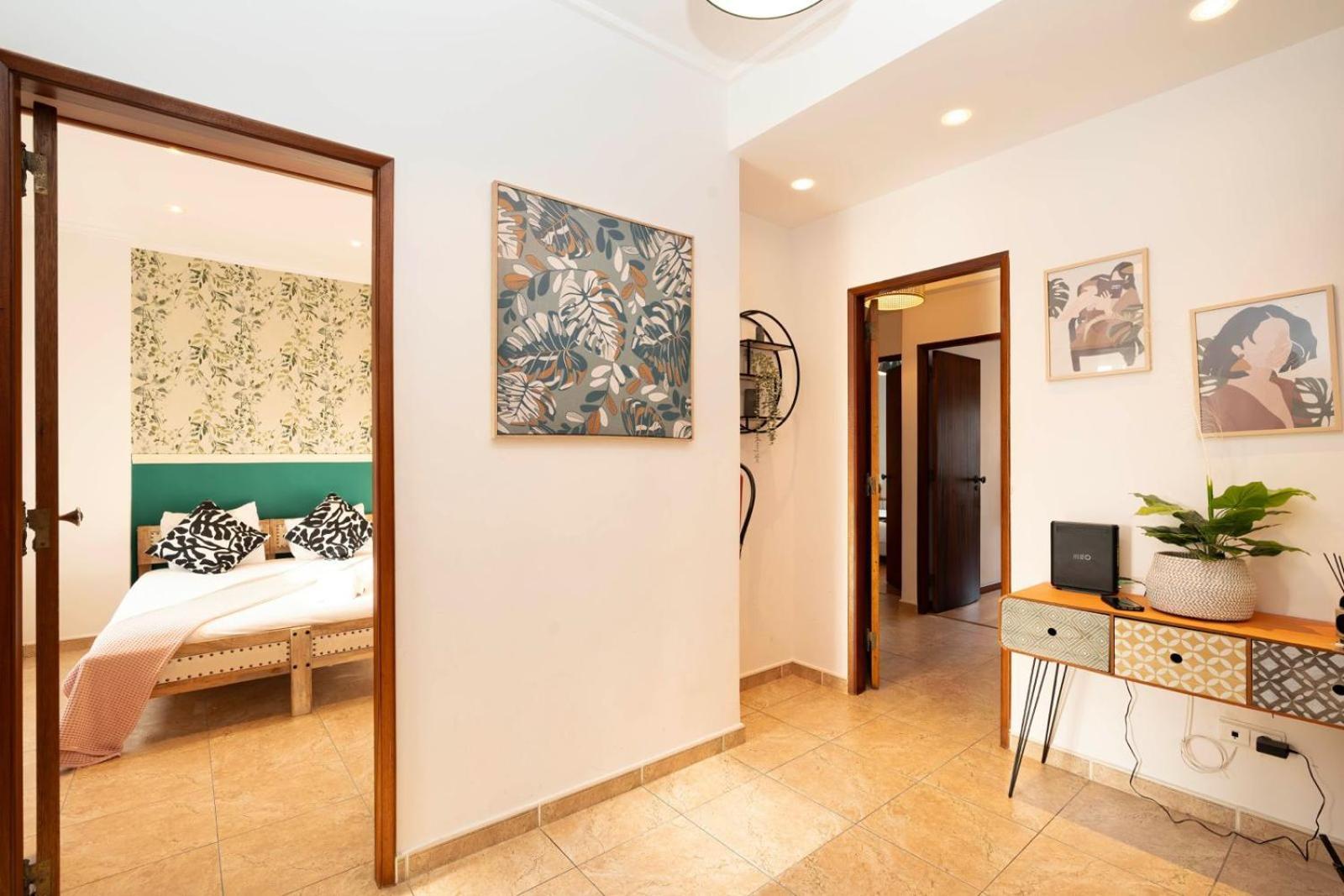 Cozy Apartment In Central Almada W Swing Chairs Dış mekan fotoğraf